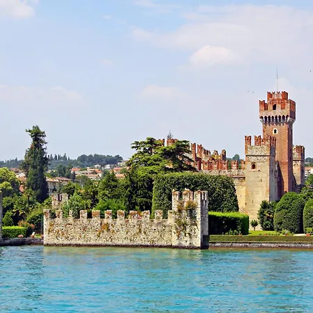 Near Garda *